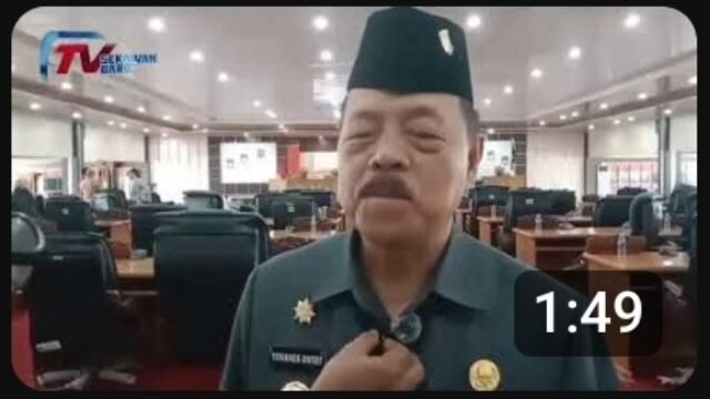 Hari Kedua Rapat Paripurna Raperda Inisiatif DPRD : Bupati Sampaikan Pendapatnya